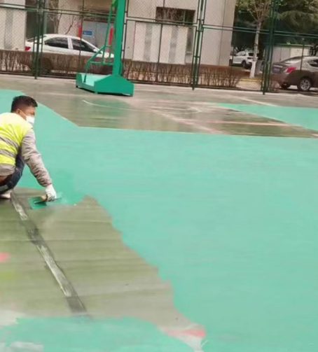 秦皇岛球场地面翻新